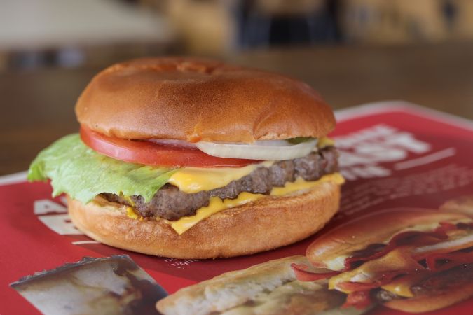 Las ofertas de March Madness 2025 en Wendy’s durarán poco menos de un mes.