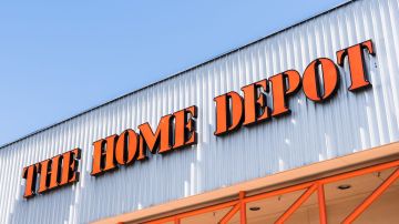 Además de tener una amplia selección de productos y precios competitivos, Home Depot tiene servicios gratuitos que puedes aprovechar.
