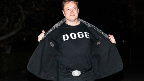 Elon Musk y el cheque de estímulo DOGE