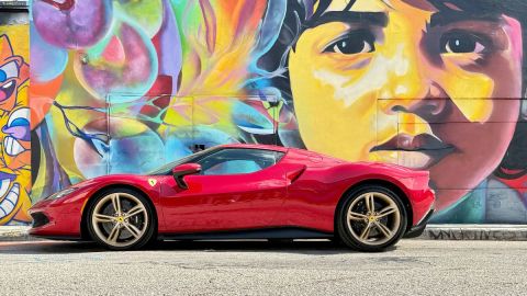 El Ferrari 296 GTB 2025 es un súper deportivo de lujo que combina el motor V6 con la tecnología híbrida derivada de la Fórmula 1. Foto: Javier Mota. Crédito: Javier Mota | Cortesía