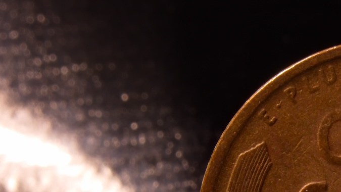 Existen diferentes formas de comprobar que una moneda Lincoln de cobre de 1943 sea verdadera.