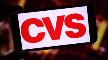 El cierre de tiendas de CVS es parte de su estrategia continua para reducir la densidad de tiendas y posicionar estratégicamente las farmacias para atender mejor las necesidades de los clientes.