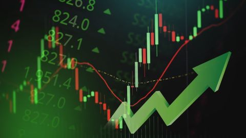 Un índice es una colección de un grupo de activos, como acciones y bonos, que se utiliza para seguir el rendimiento de un sector específico o del mercado en general.