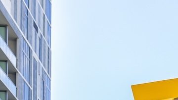 Los puestos en McDonald's son a largo plazo y apoyan la expansión de las tiendas y el aumento de la demanda de los clientes.