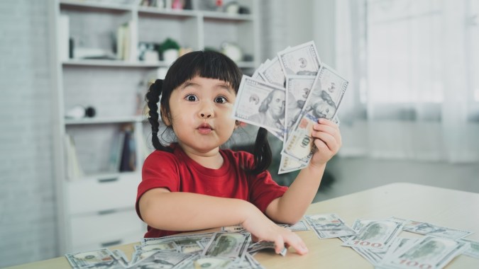 El FFESP es parte de una estrategia más amplia para mejorar el bienestar infantil y reducir la necesidad de participación del sistema de bienestar infantil.