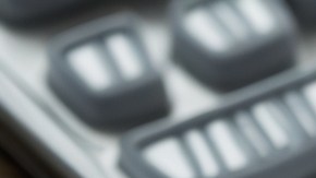 Los beneficios de SNAP se pueden perder por una variedad de razones, principalmente debido a requisitos laborales más estrictos, cambios en la elegibilidad de ingresos o fraude.