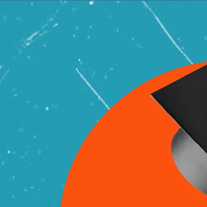 El presupuesto del estado de Nueva York para el año fiscal 2026 prometió una inversión estatal de $47 millones para hacer que la educación universitaria comunitaria sea gratuita.