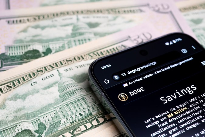 Se están realizando esfuerzos para establecer un nuevo liderazgo en DOGE, pero su personal actualmente responde a los secretarios del gabinete de Trump.