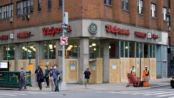 El año pasado, Walgreens anunció sus planes de cerrar aproximadamente 1,200 tiendas en todo Estados Unidos.