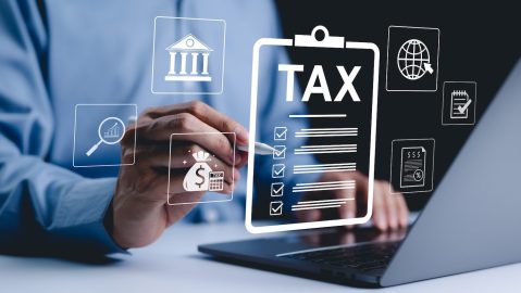 Puedes presentar una declaración de impuestos enmendada para corregir errores y aún así retroceder tres años para reclamar un reembolso adicional si no recibiste un crédito o una deducción.