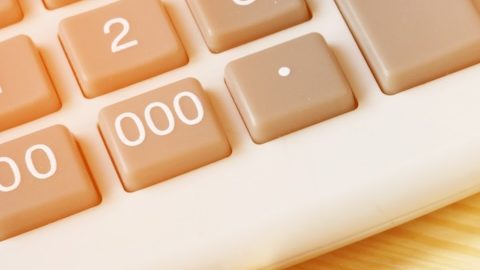 El IRS utiliza su ingreso bruto ajustado (AGI) para determinar cuánto impuesto sobre la renta debe pagar por el año.