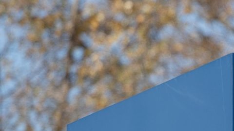 El VA está dando marcha atrás en su plan de implementar recortes de plantilla generalizados, aunque sigue prometiendo algunas reducciones de personal.