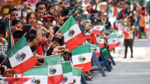 El Grito en Chicago 2025 contará con programación para todas las edades, artistas nacionales e internacionales, ballet folklórico, mariachi, fuegos artificiales y más.