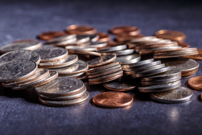 El medio dólar de 1861 de los Estados Confederados de América está hecho de plata y tiene una tirada de 4 acuñaciones conocidas.