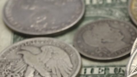 El medio dólar de 1861 es parte de una serie de monedas de los Estados Confederados de América acuñadas a partir de 1861.