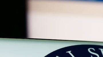 En enero de 2026 entrarán en vigor varios cambios en el Seguro Social que afectarán todo, desde los impuestos hasta los cheques de beneficios y las normas sobre la edad de jubilación completa (FRA).