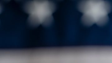 Una vez que alcances la edad de 73 años, el IRS requiere que realice distribuciones anuales mínimas de cuentas de jubilación que no sean Roth.