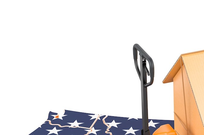 Estamos viendo un flujo de personas desde pueblos y ciudades más pequeñas hacia grandes centros regionales.