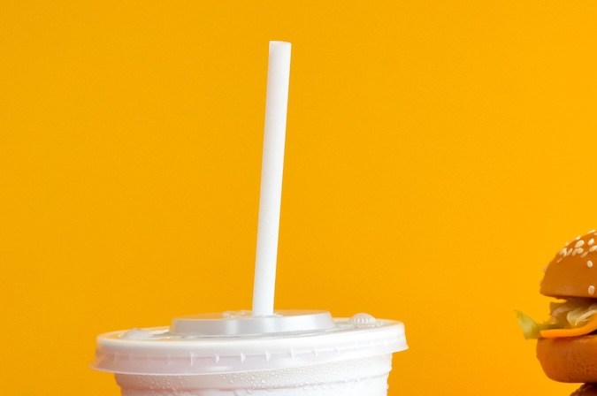 En 2023, un menú combinado Big Mac de $18 se volvió viral, lo que desató un debate sobre si la cadena se ha alejado de sus raíces de asequibilidad.