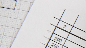 Las aseguradoras utilizan la autorización previa para garantizar la necesidad médica, controlar los costos y prevenir el uso excesivo.