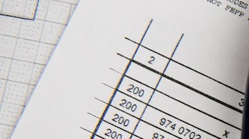 Las aseguradoras utilizan la autorización previa para garantizar la necesidad médica, controlar los costos y prevenir el uso excesivo.