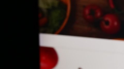 En junio Kroger dijo que la compañía cerraría 60 sucursales en Estados Unidos durante los próximos 18 meses.