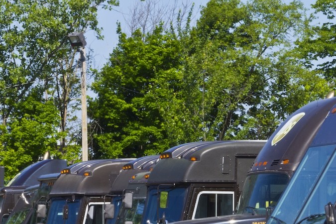 Hasta abril de 2025, la fuerza laboral de UPS en Estados Unidos era de aproximadamente 406,000 personas.