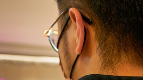 Los recortes y cierres de tiendas son parte de su estrategia de transformación "Back to Starbucks".