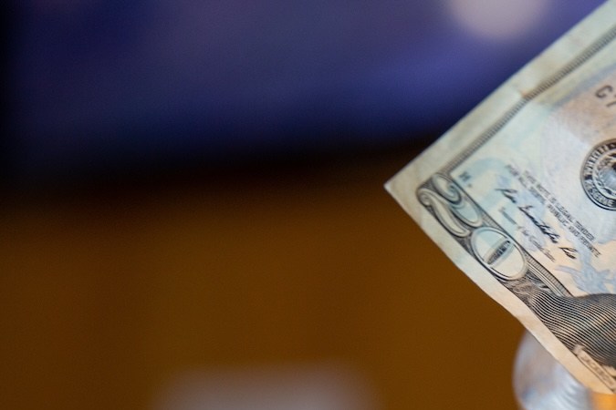 El Anexo 1-A, Deducciones Adicionales, aborda varias disposiciones nuevas, incluidas aquellas para los trabajadores que reciben propinas y trabajan horas extras.