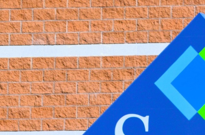 Sam's Club es una división importante de Walmart, que contribuye sustancialmente a los ingresos de su empresa matriz y genera millones de dólares en ingresos por ventas y membresías.