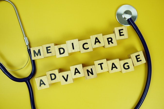 UnitedHealthcare anunció que está destinando recursos a los planes de organizaciones para el mantenimiento de la salud (HMO), destacando su capacidad para ayudar a los proveedores de atención primaria a coordinar el tratamiento, gestionar enfermedades crónicas y priorizar los servicios preventivos.