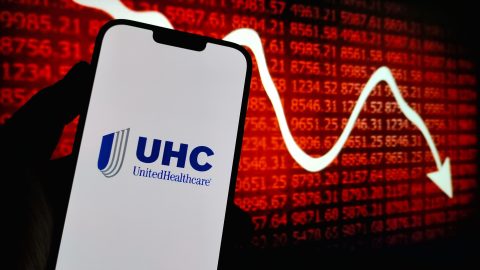 Para 2026 UnitedHealth espera que la financiación de Medicare caiga un 20% en comparación con 2023, lo que obligará a tomar decisiones difíciles en toda la cartera.
