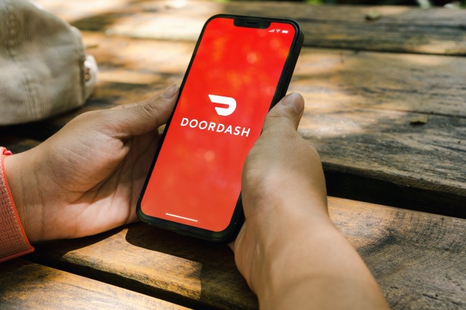 Para que la entrega a domicilio sea aún más conveniente, Family Dollar estará disponible en DashPass, la forma más económica de pedir en DoorDash.