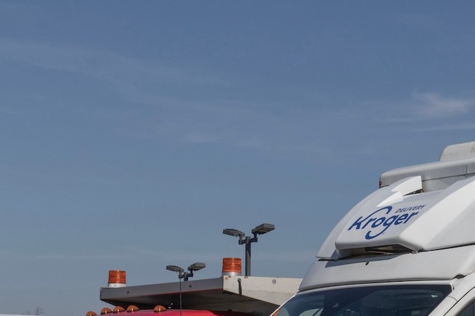 Kroger, que se había asociado con Ocado en 2018 para implementar la plataforma inteligente de la compañía para centros de distribución automatizados, espera que los cierres no tengan ningún impacto en sus ventas principales.