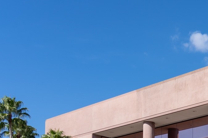 TD Bank presta servicios a más de 10 millones de clientes minoristas, pequeñas empresas y clientes comerciales desde Maine hasta Florida.