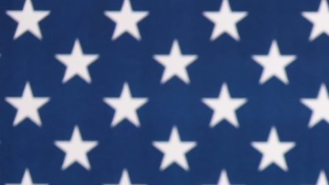 Esta ofensiva contra las escuelas y empresas de transporte de camiones es el último paso en el esfuerzo del gobierno para garantizar que los conductores de camiones estén calificados y sean elegibles para tener una licencia comercial.