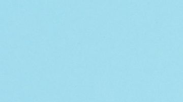 El comercio de información privilegiada implica comprar o vender acciones de una empresa que cotiza en bolsa basándose en información material no pública sobre esa empresa.