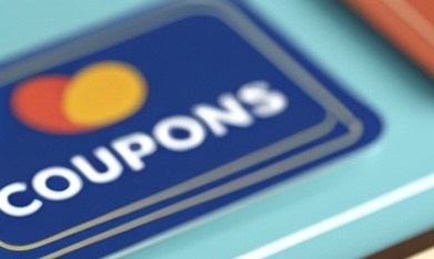 Los pagos SNAP brindan beneficios de asistencia alimentaria a unos 42 millones de estadounidenses de bajos ingresos o sin ingresos cada mes.