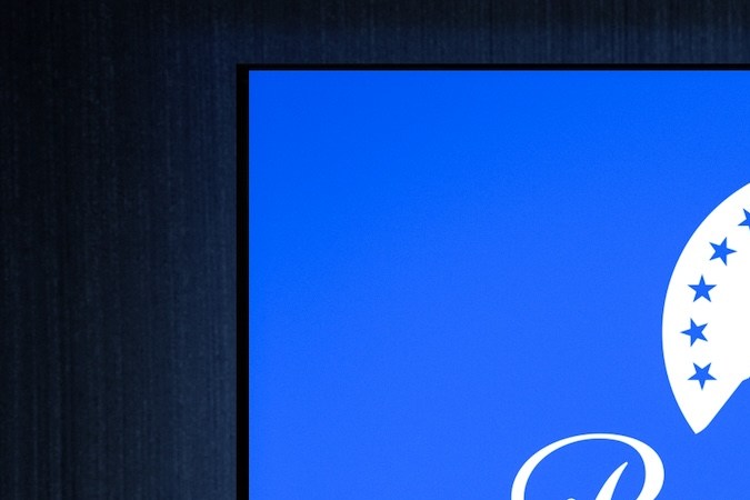 Paramount está recurriendo a una táctica conocida como adquisición hostil, que ocurre cuando una empresa intenta adquirir otra eludiendo la gestión del objetivo de la adquisición y haciendo un llamamiento directamente a los accionistas.