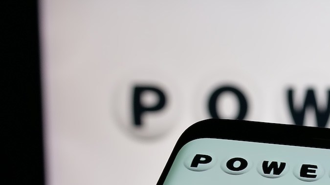 El premio mayor más grande de la historia de Powerball fue en noviembre de 2022, donde el premio mayor superó los $2 mil millones de dólares.