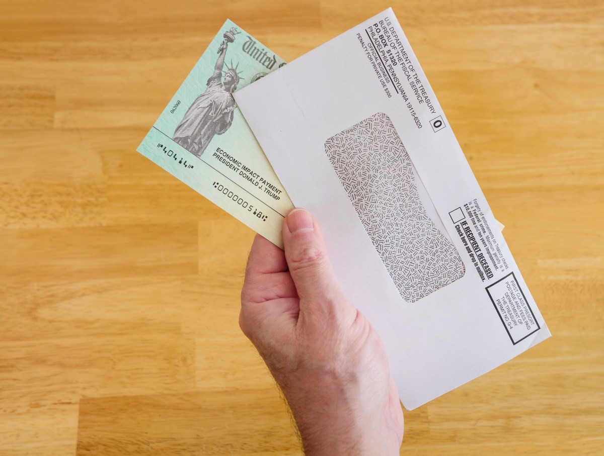 Cheque Estimulo Reverso Cheques de estímulo de $2,000 propuestos por Trump ganan apoyo: lo que ...