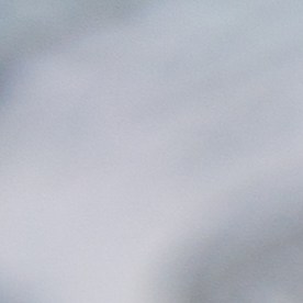 A diferencia de los cheques emitidos durante la pandemia, esta iniciativa incluye una cláusula particular: prohíbe que el nombre de cualquier figura política aparezca en los pagos.