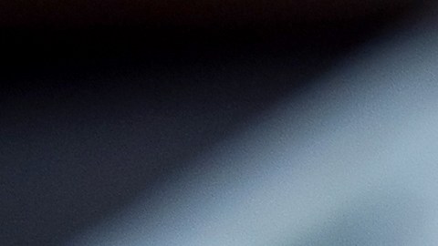 Debido a la guerra con Irán, el precio del oro en Estados Unidos está bajando.